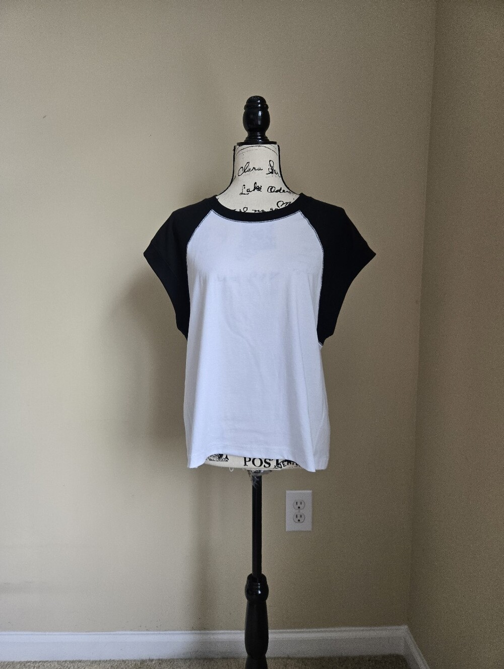 Evereve Nora Muscle Tee Womens L Pima Cotton Black White